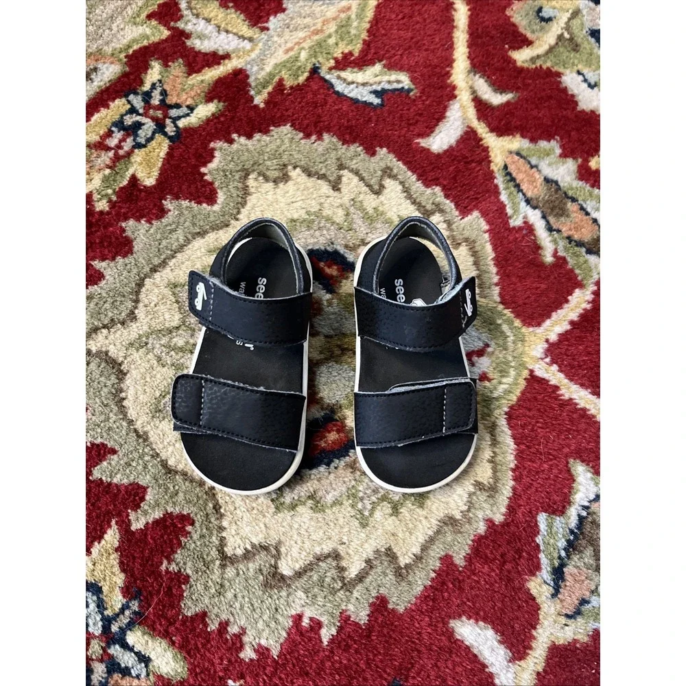 See Kai Run Basics Toddler 5 Jaylen Sandal Black Washable Water Friendly Shoe